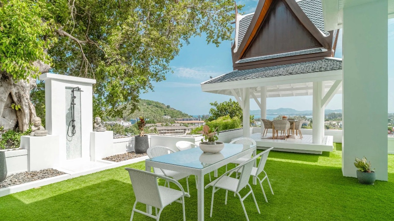 Garden terrace with outdoor shower, Thai sala and Andaman Sea view