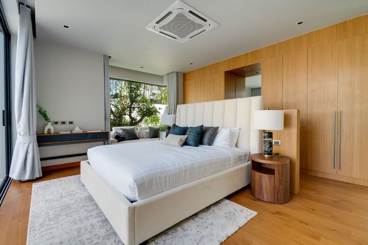 Master bedroom with pool view