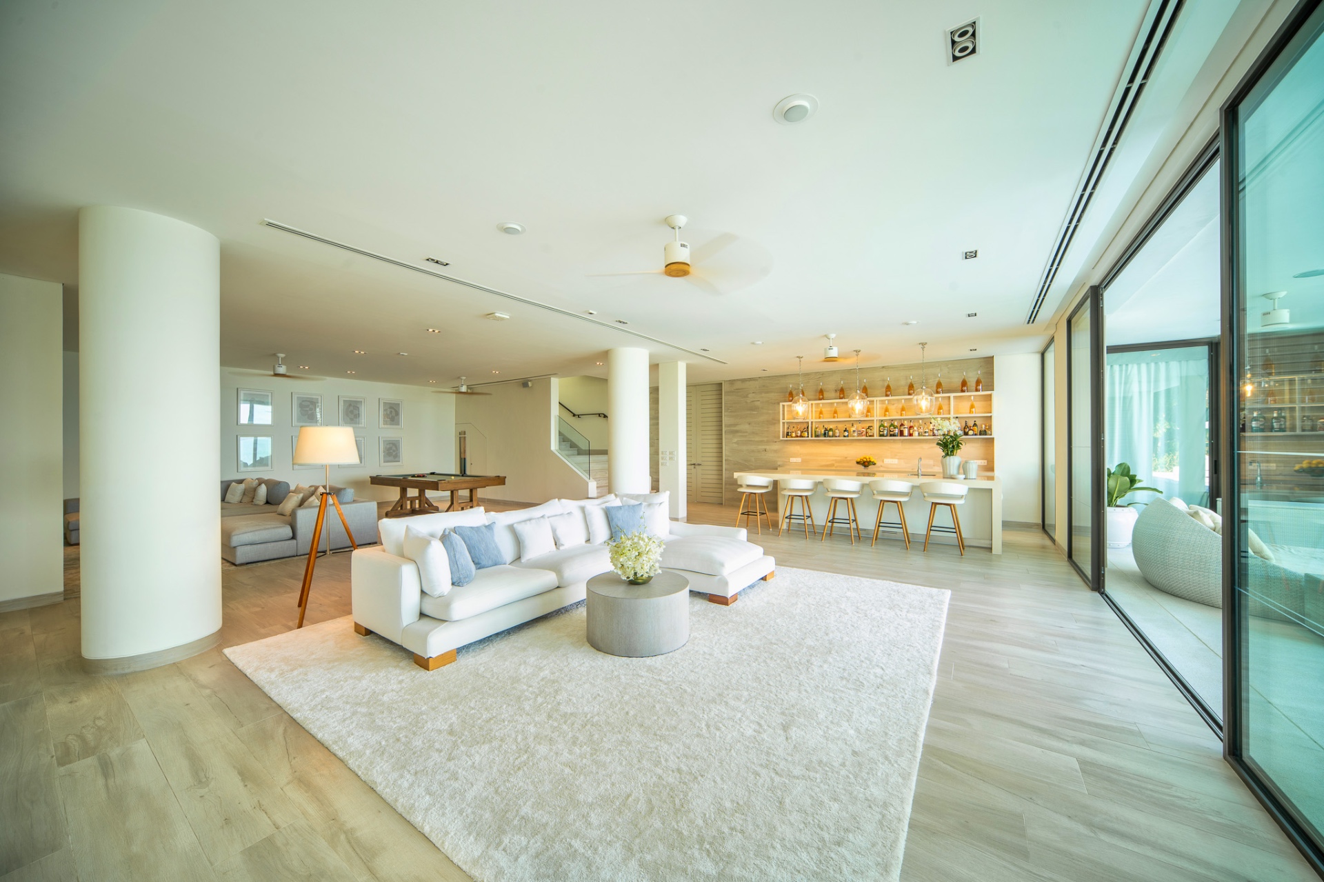 Games room with bar and pool table