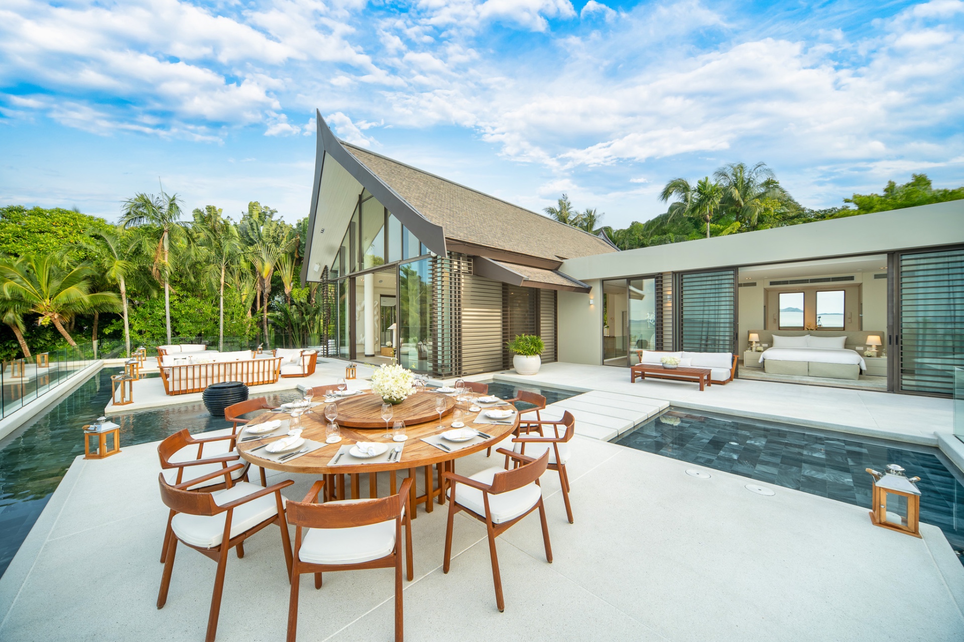 Outdoor dining with Thai peaked roof architecture