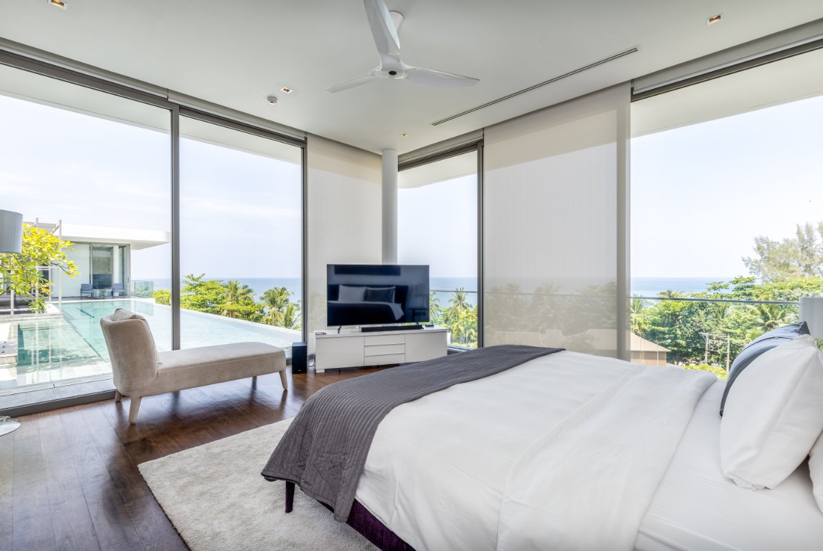 Master bedroom with sea views