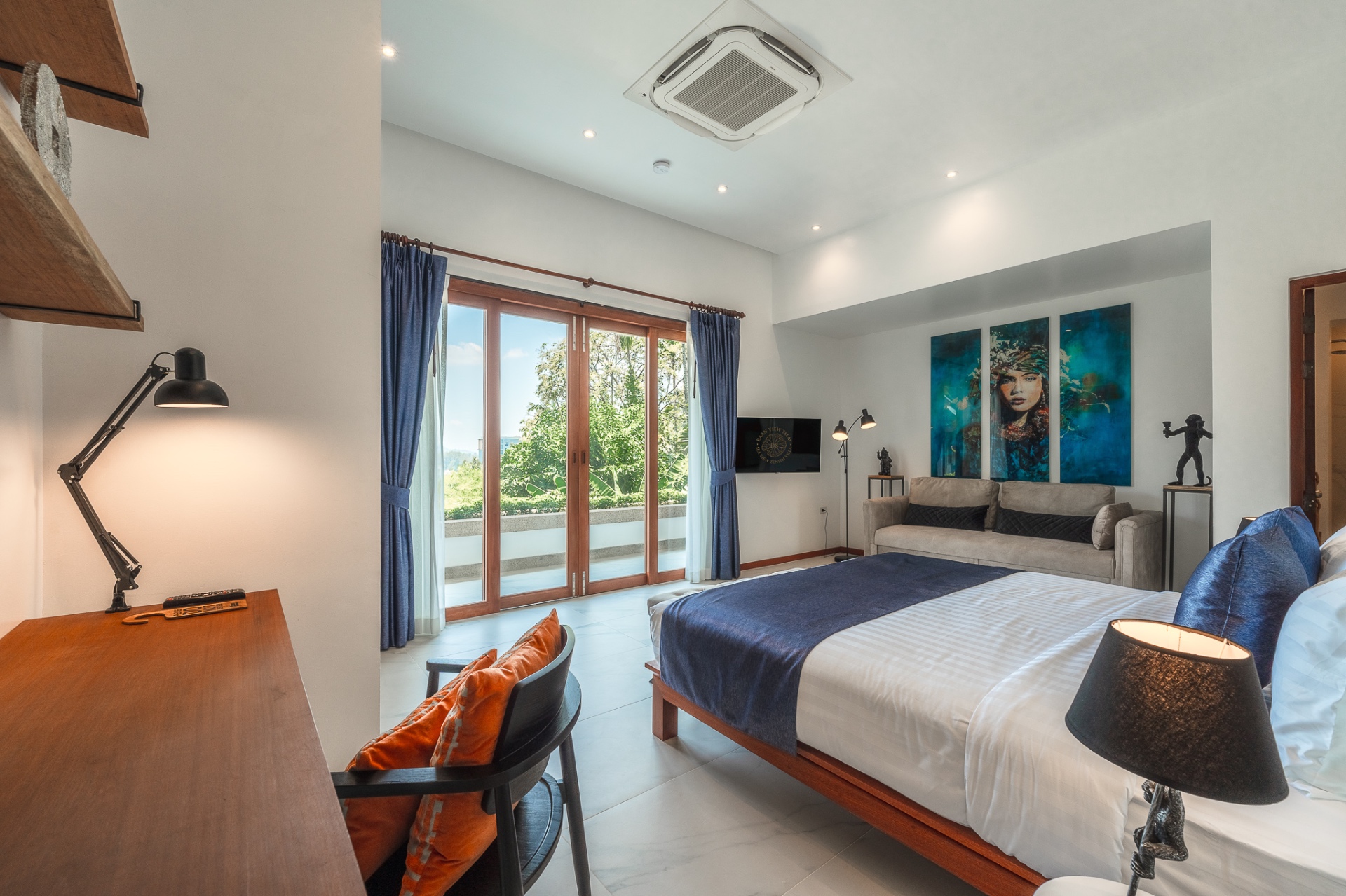 Deluxe Suite 4 – Sea View