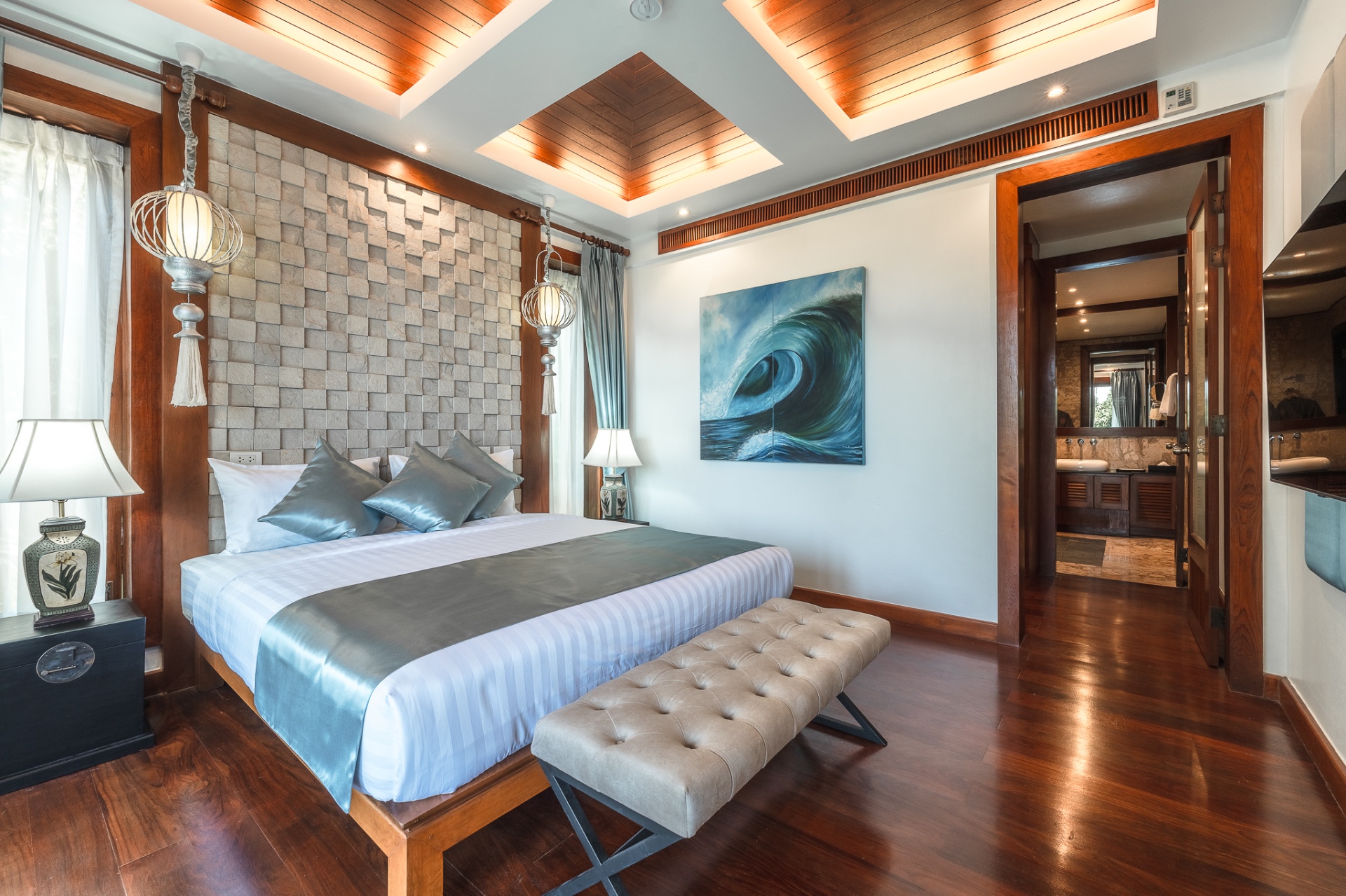 Master Suite – Teak & Stone